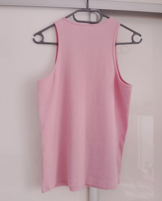 Różowy prążkowany top bawełniany h&m rozmiar L
Długość 59 cm
Szerokość