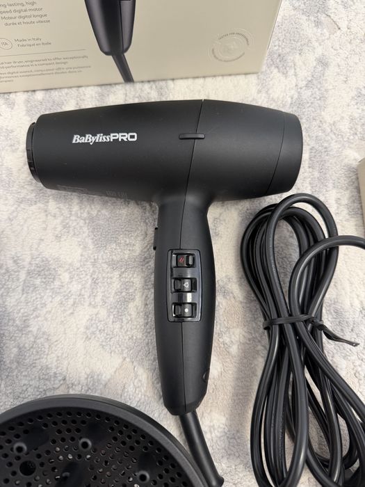 Продам новий фен BaBylissPRO