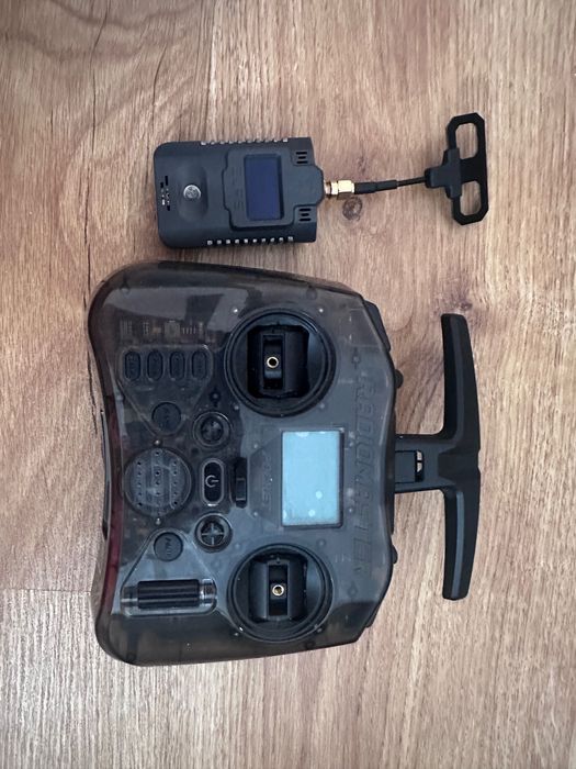 FPV набір (дрон+пульт+окуляри)