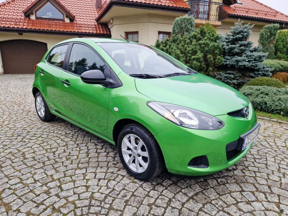 Piękna Mazda 2. 1.3 benzyna, klima