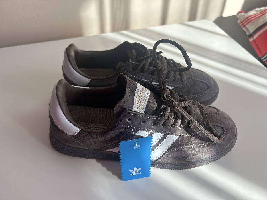 Sneakersy adidas spezial 39