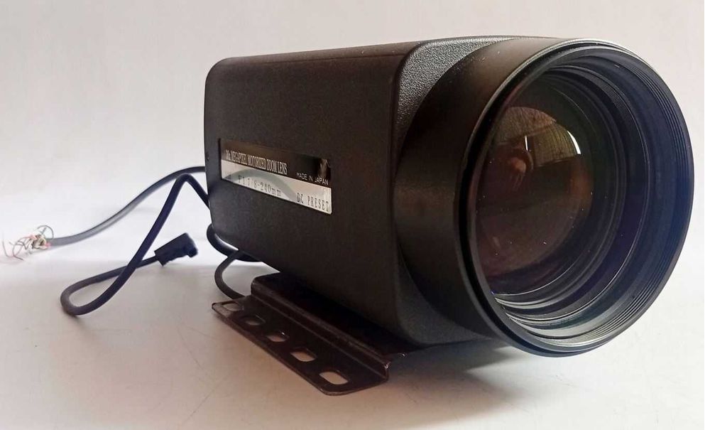 Profesjonalny Obiektyw Motor-Zoom 30x  Megapixel F1.7/8-240mm| DC Iris