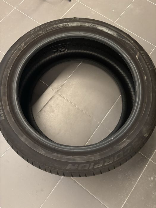 Pneu Pirelli Scorpion 255/45 R19