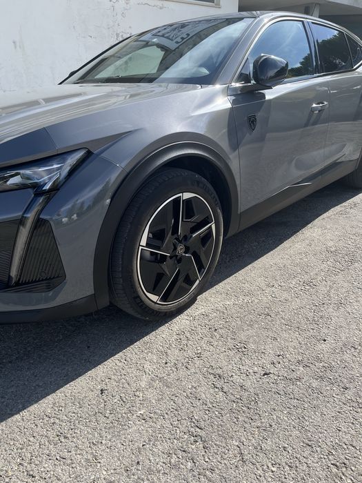 Peugeot 408 1.6 225CV Hybrid GT e-EAT8 06/2024 — photo 2