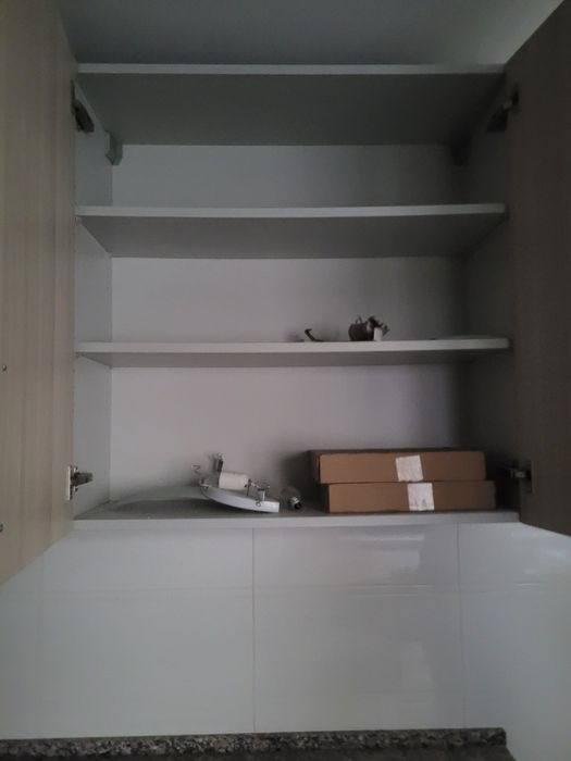 Cozinha usada em bom estado