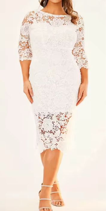 Piekna koronkowa sukienka PLUS SIZE