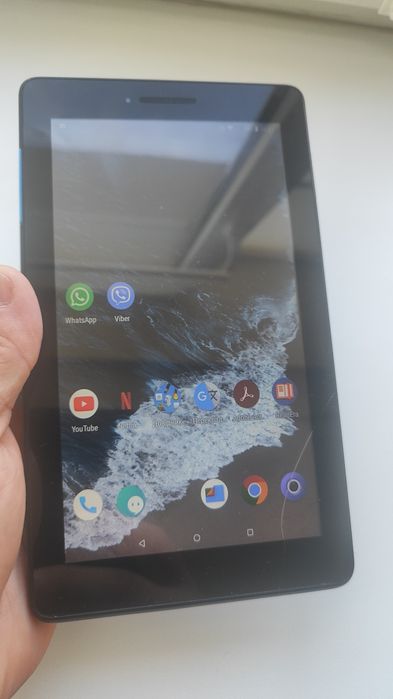 Планшет Lenovo TB-7104l