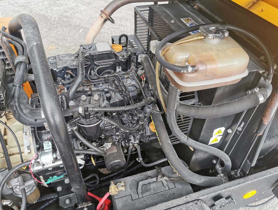 Sprężarka Śrubowa  kompresor przewoźny Rejestracja DOOSAN 731