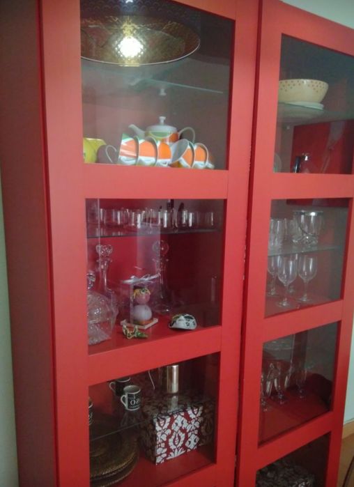 Armário porta para colocar nas estante Cubos (vermelho)
