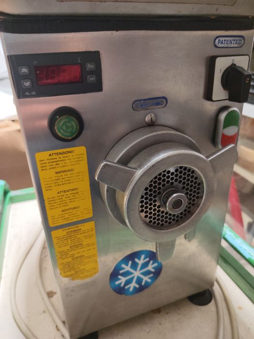 Picadora de carne refrigerada profissional  Sammic