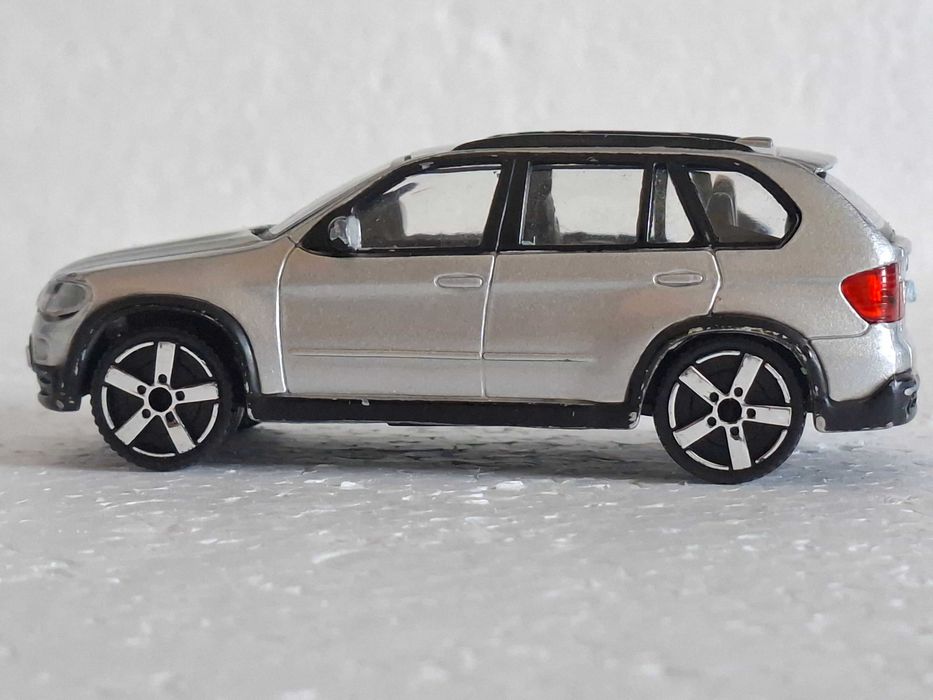 Automóvel Colecção Burago BMW X5
