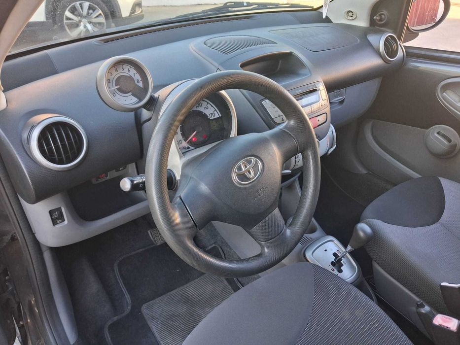 toyota aygo automatico — photo 4