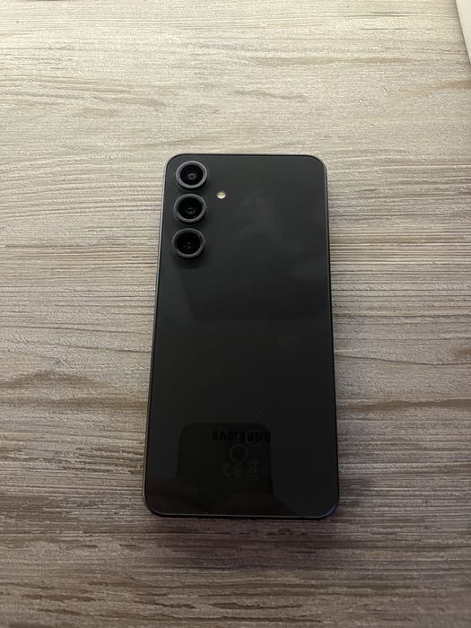 Smartfon Samsung Galaxy S24 FE 8/128GB