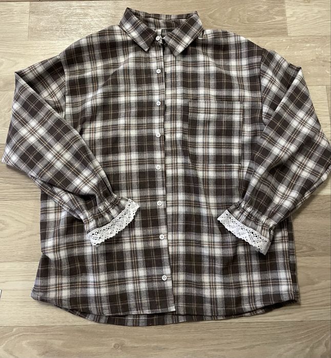 Сорочка у клітинку