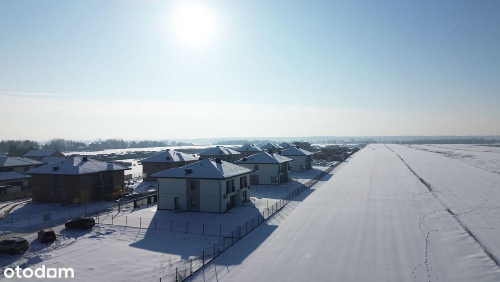 bliźniak Janki pod Warszawą - Willa Amelia A | 7