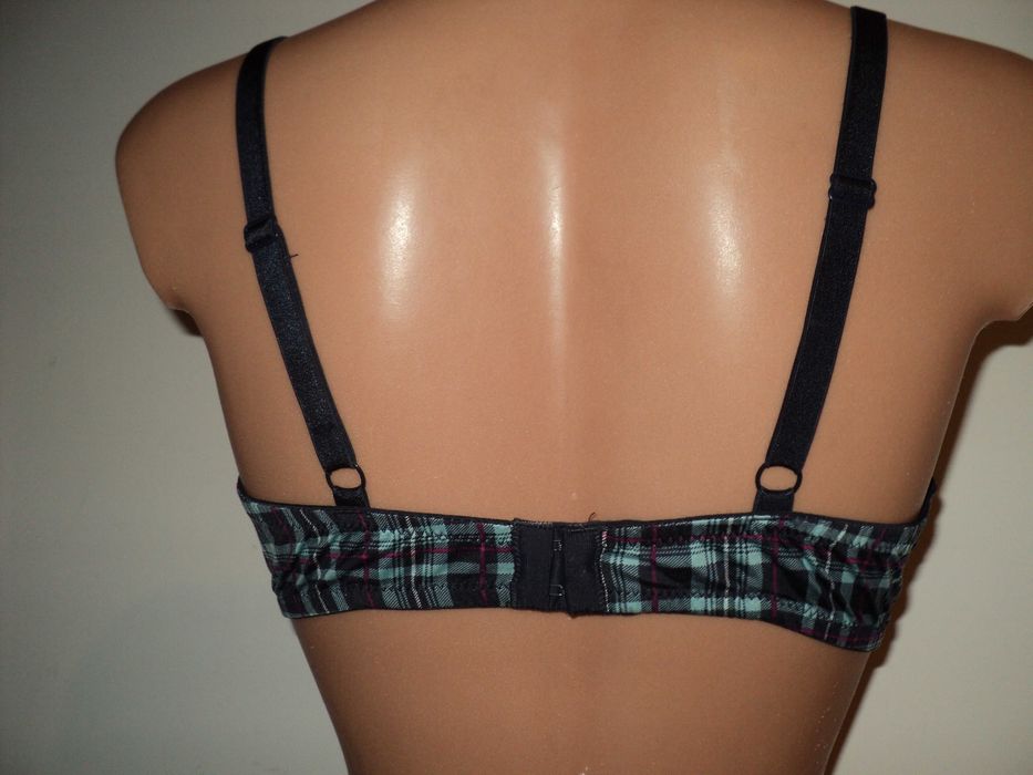 Biustonosz F&F roz. 80D, 36D