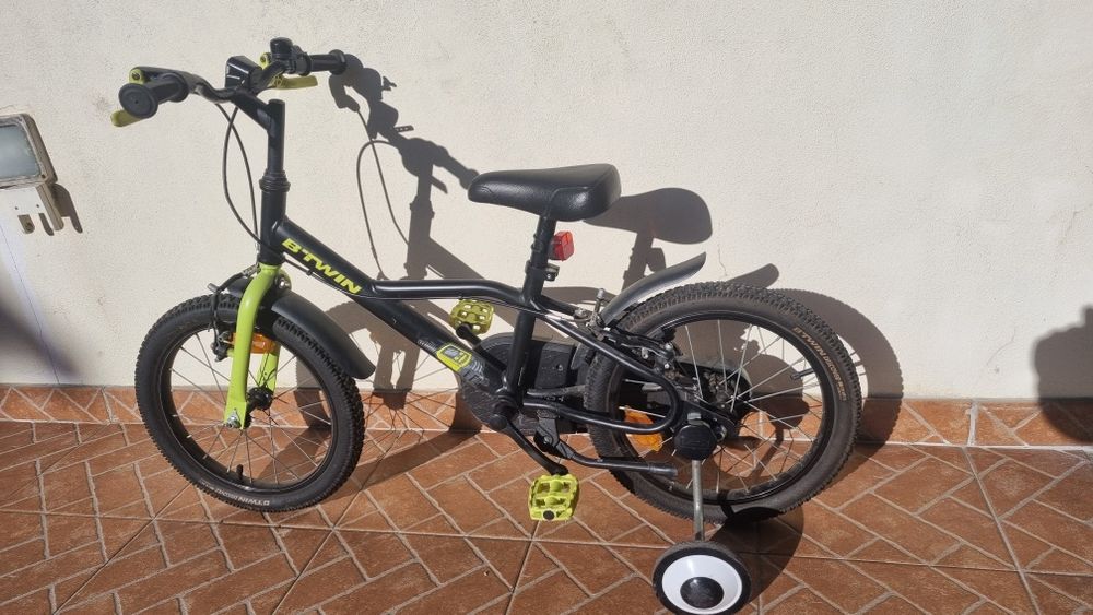 Bicicleta de criança com rodinhas