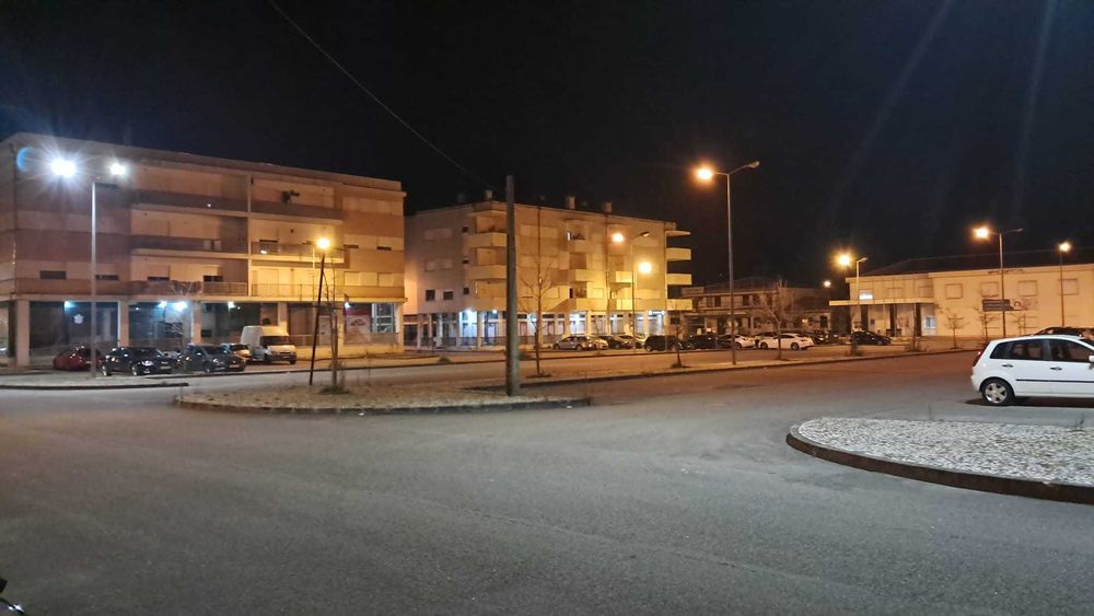 Arrenda-se Apartamento T2 com garagem