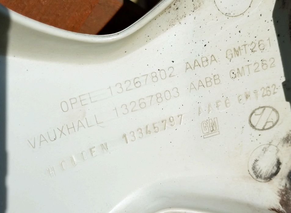Opel oryginalne kołpaki 16 komplet OEM