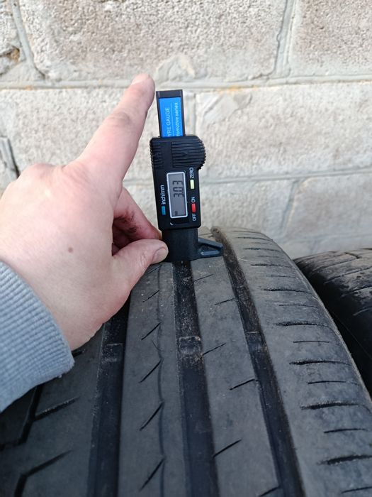 Шини Continental літо 225/45/17 4 шт