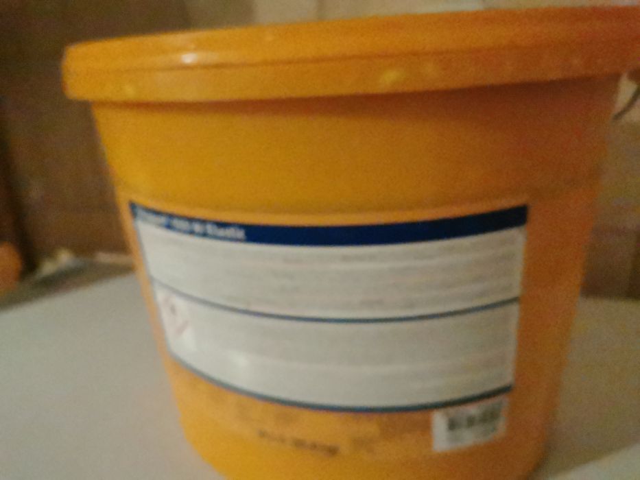 Farba do betonu na zewnątrz i do wewnatrz