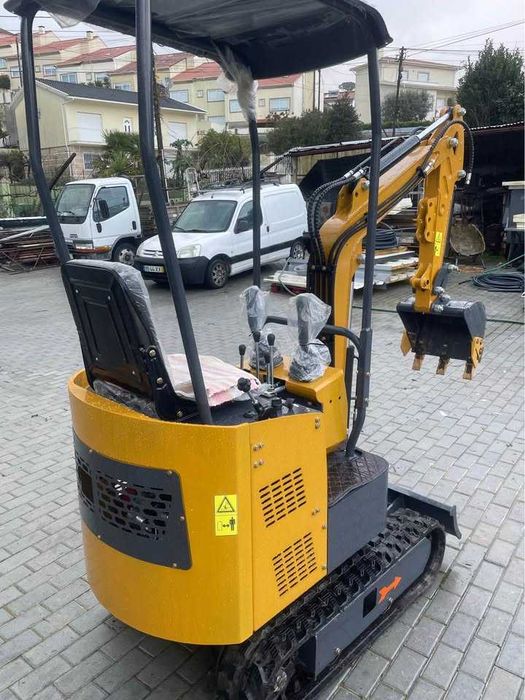 MINI GIRATORIA 1200kg nova com 2 baldes