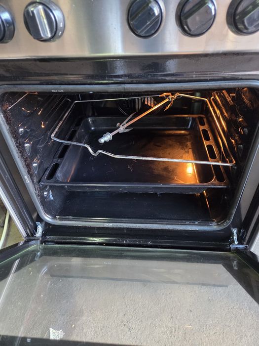 Fogão Indesit eléctrico