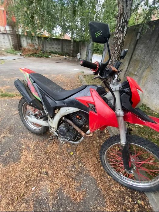 Loncin 250 кубів