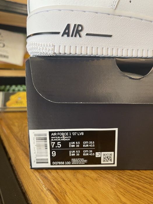 Кросівки nike air force 1 07 lv8 (DQ7658-100)