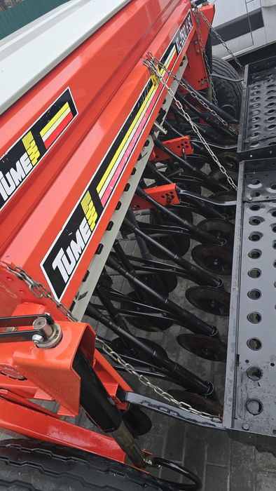 Сівалка зернова дискова 2,5м.Туме