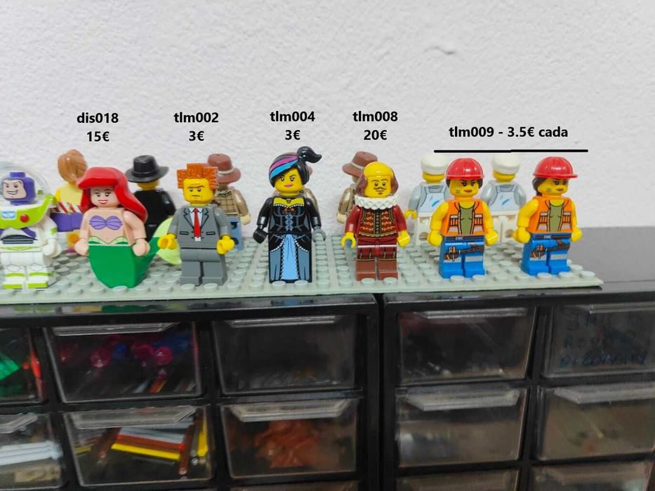 Lote minifiguras Lego Series sem acessorios
