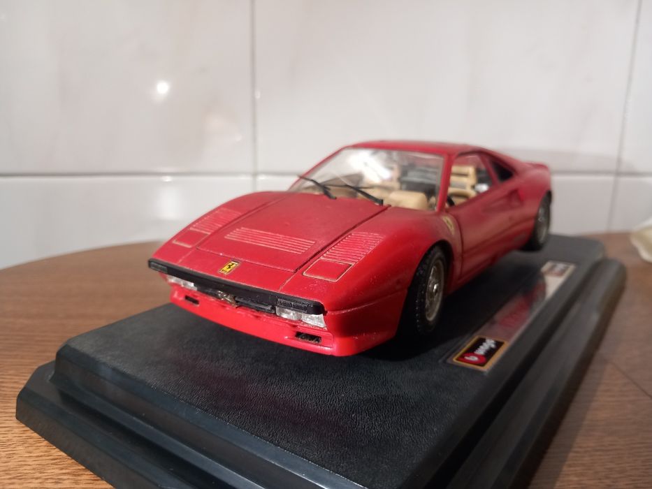 Ferrari GTO 1984 - miniatura 1/24