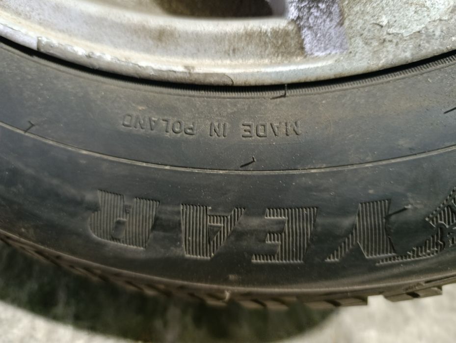 Продам комплект колес в сборе R16 5*112 шины Goodyear 225/60-16