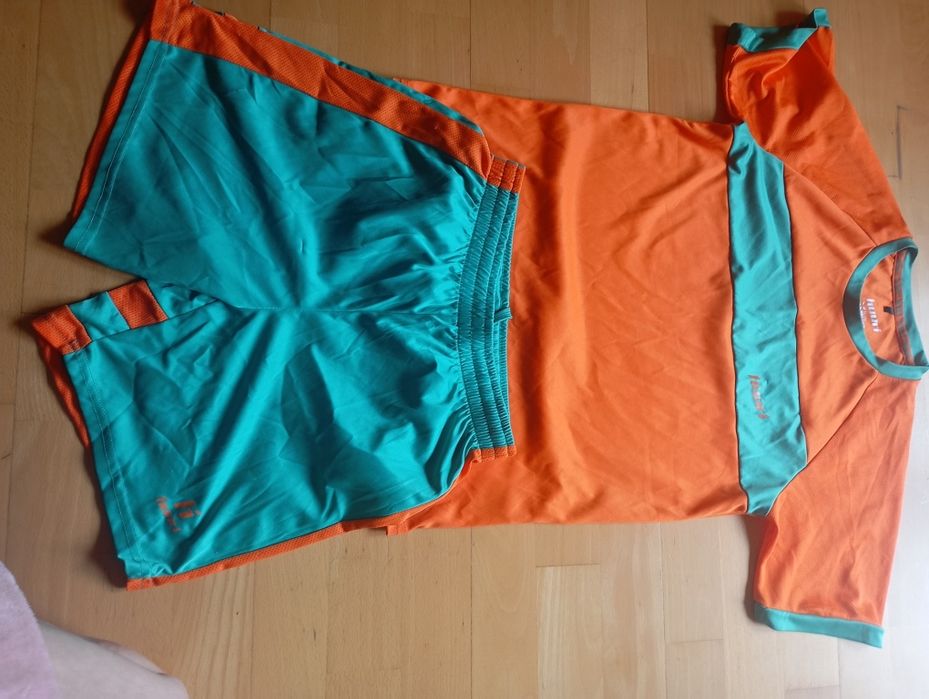 Koszulki sportowe chłopięce
