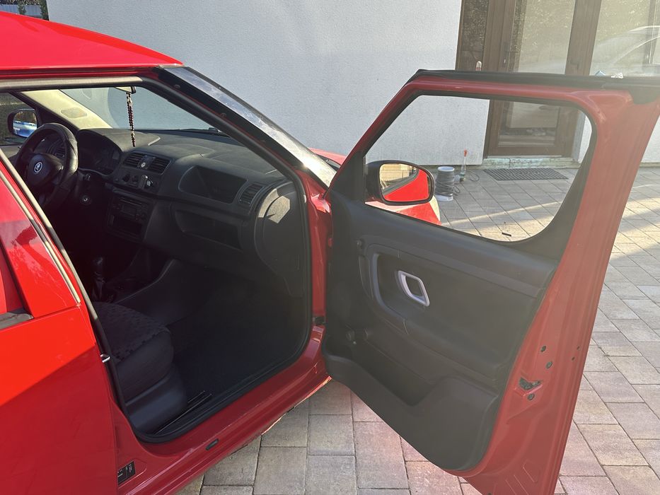 Skoda Praktik 2013 VIN TMB1HB5J6EB600009 фото оголошення 4 з 15