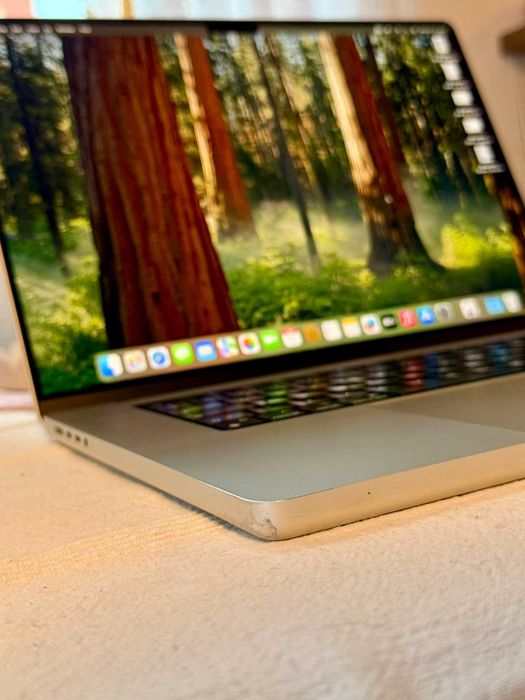 Apple MacBook Pro 16" 2023 M2 Pro 32GB 1TB SSD A2780