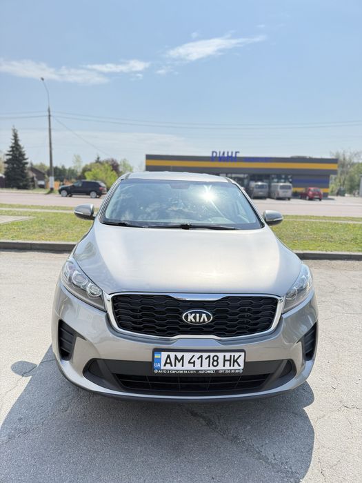Kia sorento 2019 7 місць
