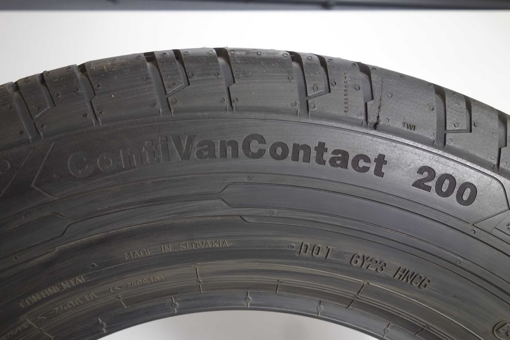 Opony letnie 205/75/16C - CONTINENTAL Conti Van Contact 200