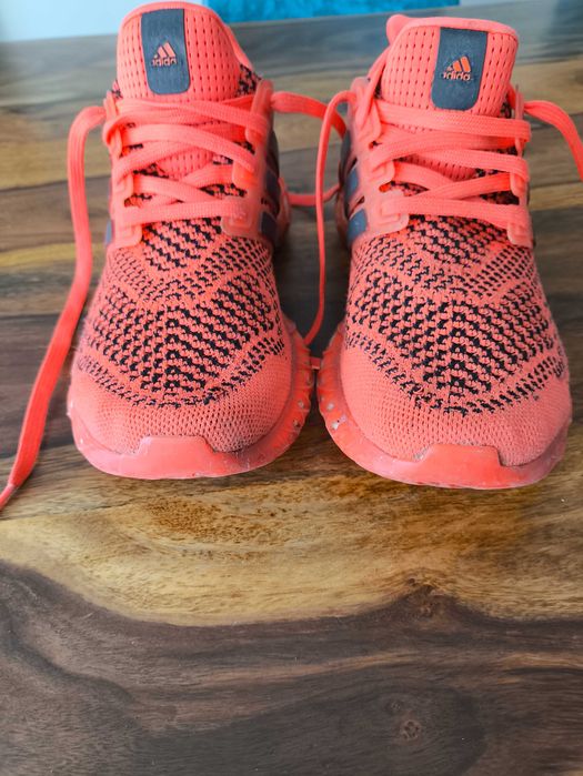 buty Adidas materiałowe r.39,5