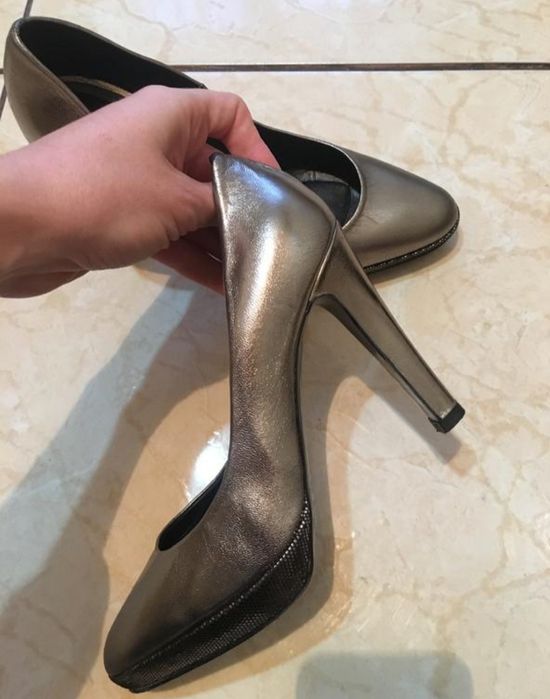 Шкіряні туфлі фірма Reiss