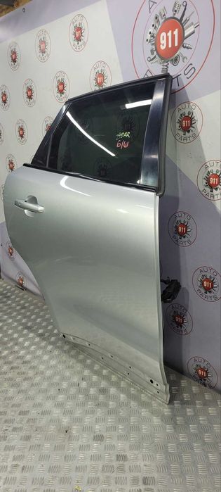 Задні праві двері на Jaguar F-Pace 2017-2023 оригінал