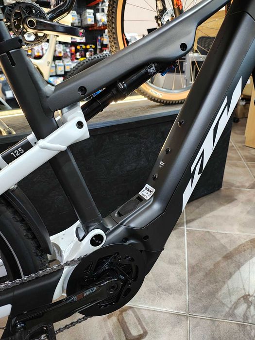 Rower elektryczny KTM MACINA CHACANA LFC roz. L