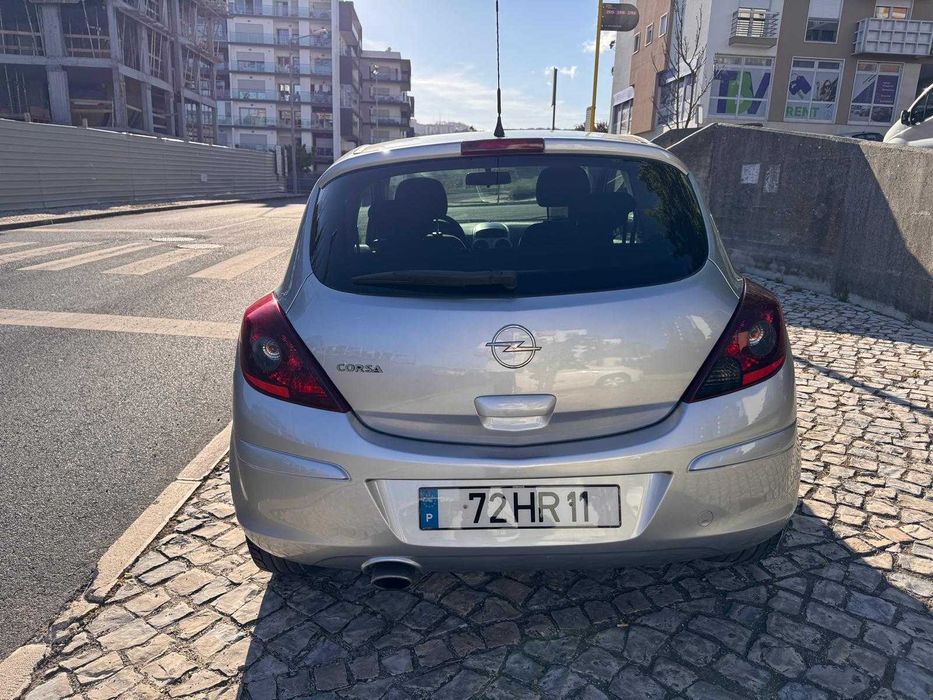 Opel Corsa D 1.2 GTC | 114.000 | Nacional | Desde 58€/MÊS