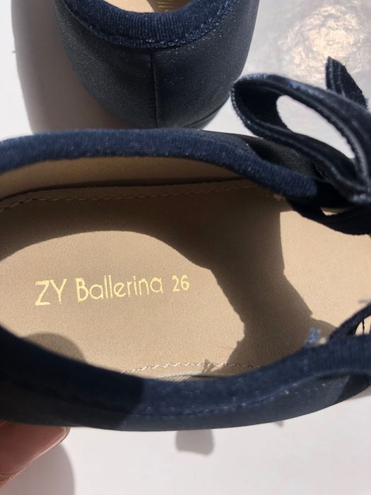 Sapato azul marinho 26