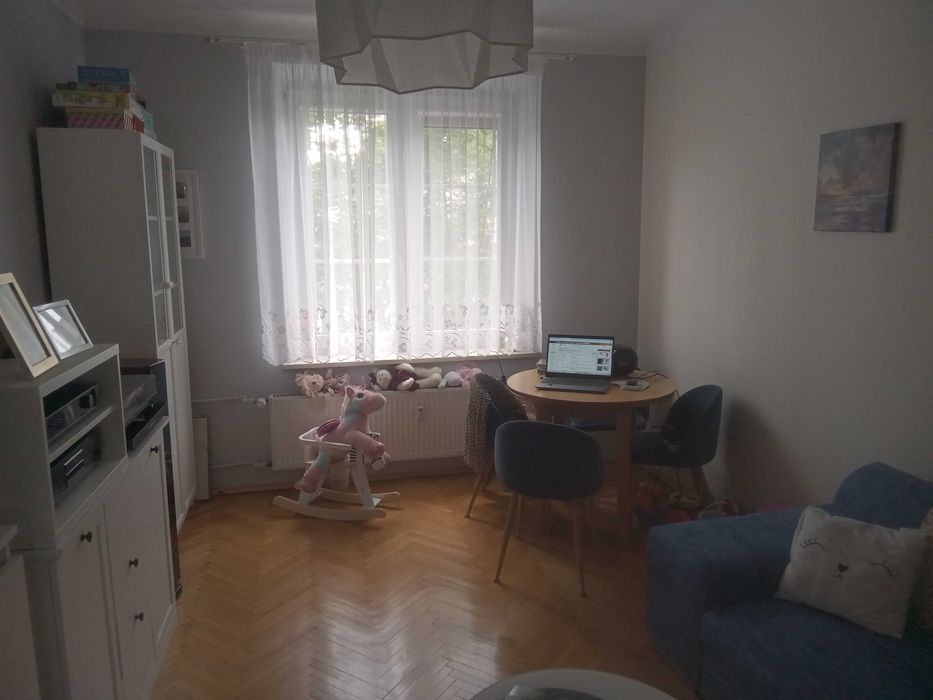 Wynajmę mieszkanie dwu pokojowe w bloku na ul. 11go Listopada 1.