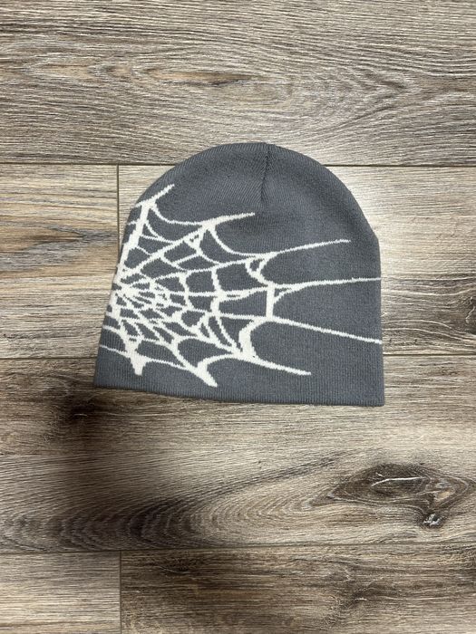 серая шапка паутина,паук, spider web