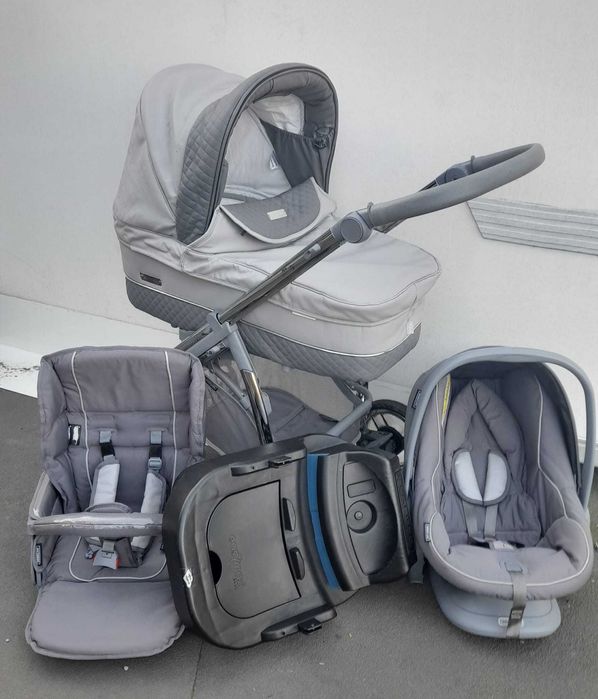 Carrinho de bebe trio Bebecar com base isofix