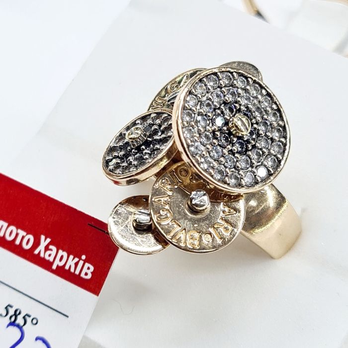 Продам золотые женские кольца