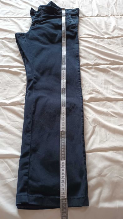 Calças em azul escuro