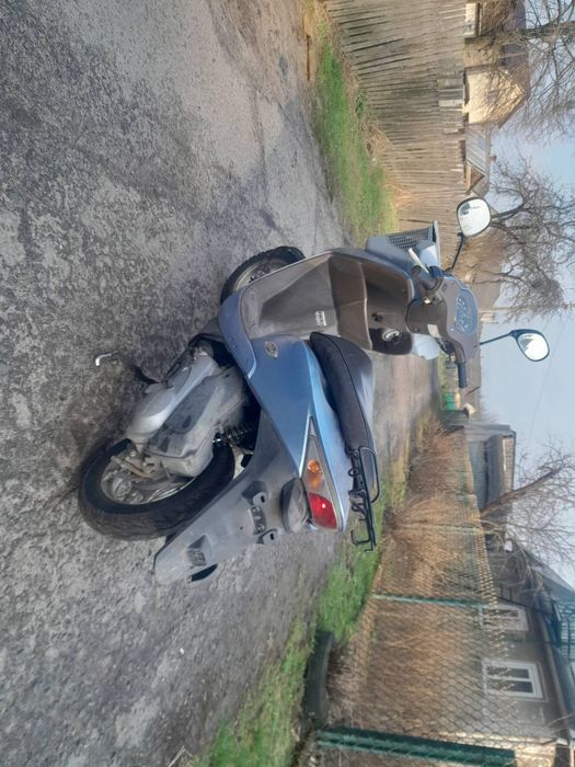 Продам скутер HONDA